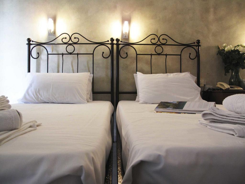 Hotel Azur Kryopigí Rom bilde