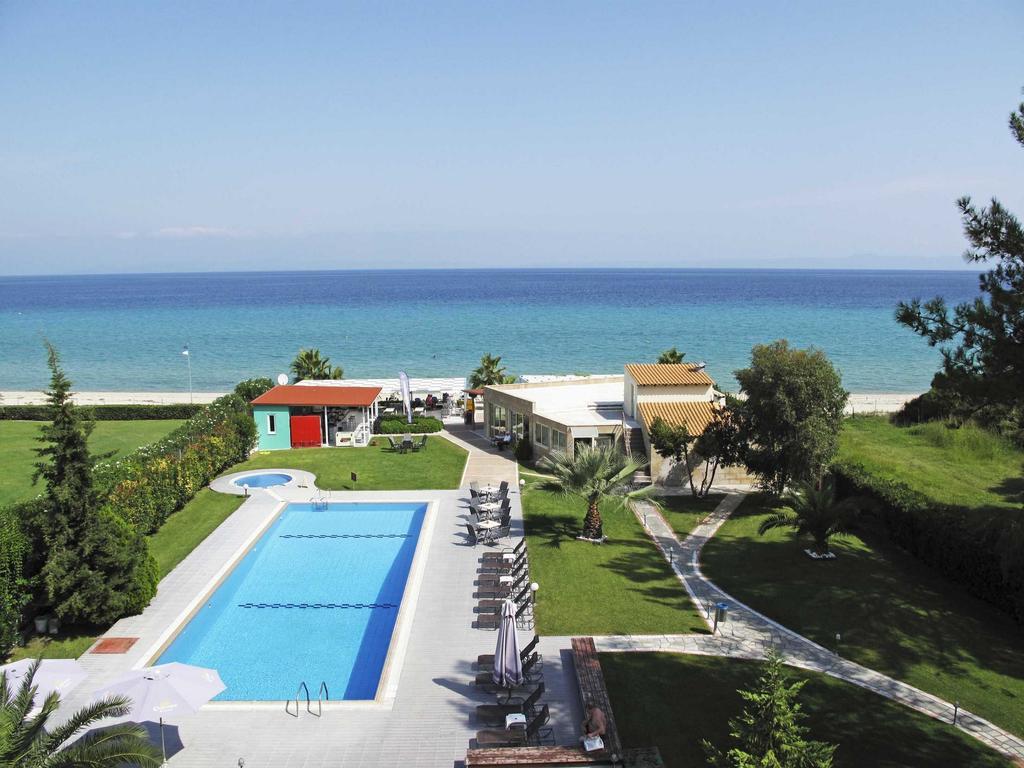 Hotel Azur Kryopigí Eksteriør bilde