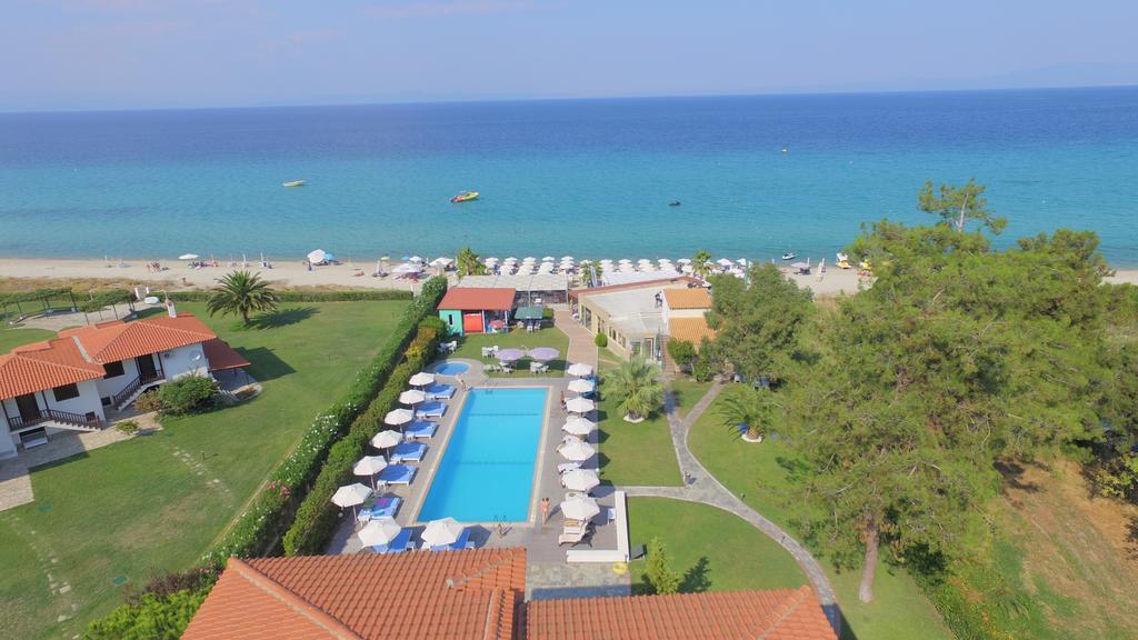Hotel Azur Kryopigí Eksteriør bilde