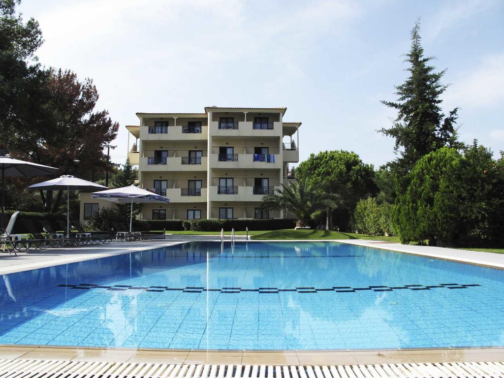 Hotel Azur Kryopigí Eksteriør bilde