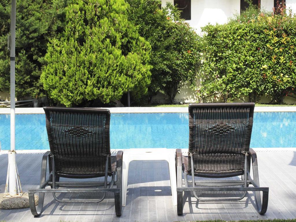 Hotel Azur Kryopigí Eksteriør bilde