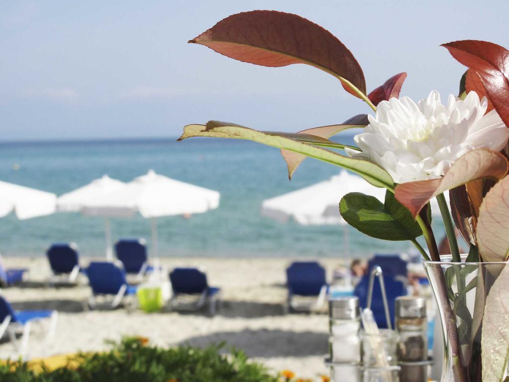 Hotel Azur Kryopigí Eksteriør bilde
