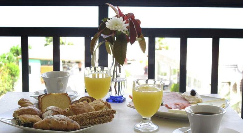 Hotel Azur Kryopigí Eksteriør bilde